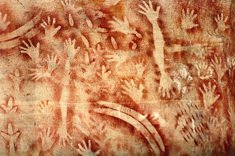 Australian indigenous art Carnarvon Creek Gorge Queensland 3500 yo